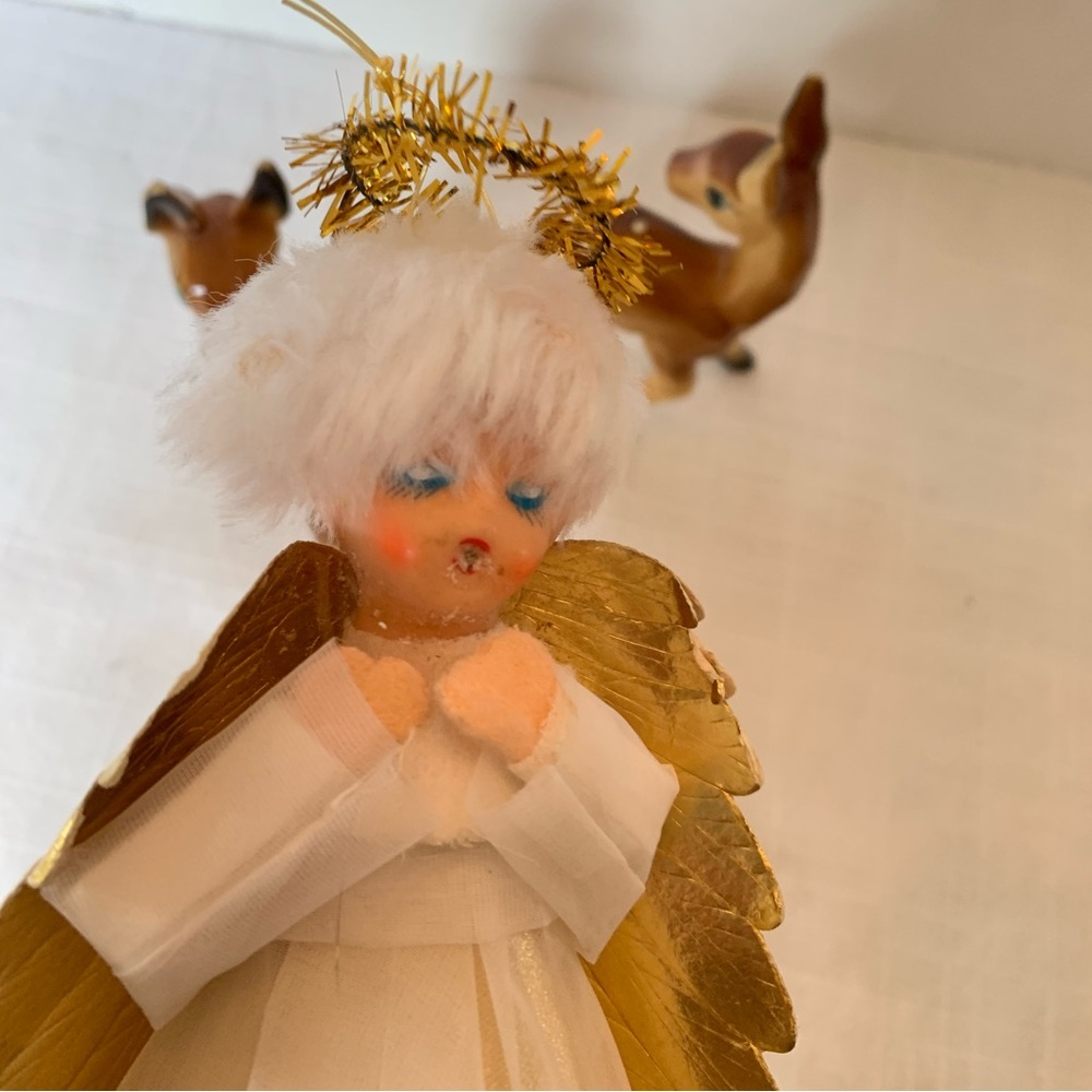VINTAGE CHRISTMAS DECOR| 2 HTF plastic Deer and an Angel - Picture 6 of 12